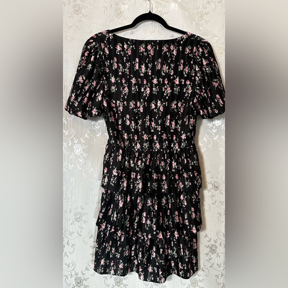 WAYF Floral Ruffled Mini Dress Puff Sleeve Size Small (NWT) - Picture 8 of 9